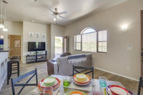 Tucson Condo Rental with Balcony and Mountain View!